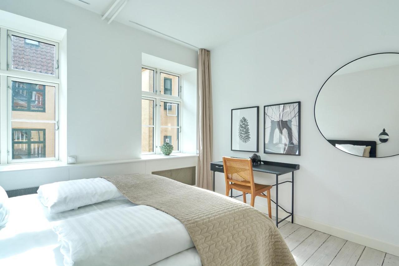 Lejlighed Spacious Centrally Located In Cph's Old Town