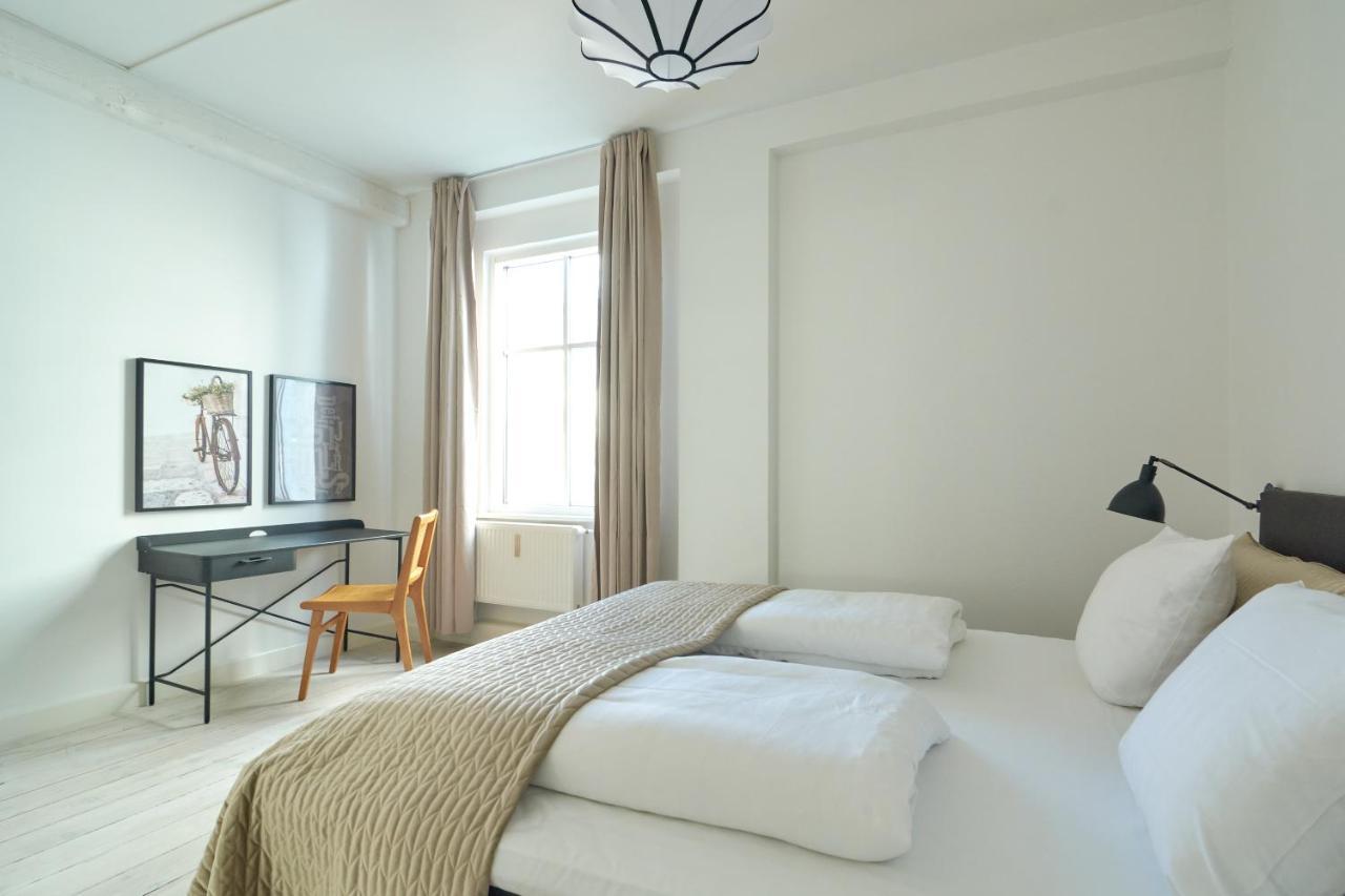 Lejlighed Spacious Centrally Located In Cph's Old Town *